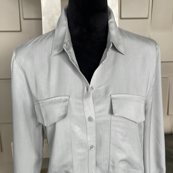 Downeast shirt top gray long sleeve button up front collared Size Large - Picture 4 of 10